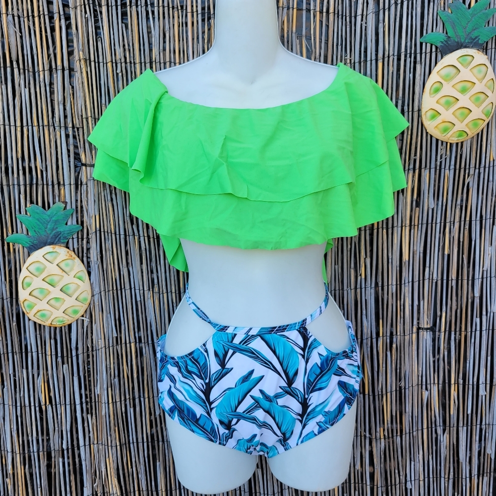 Ruffle off shoulder green top High waisted leaf print bikini bottoms size XL
